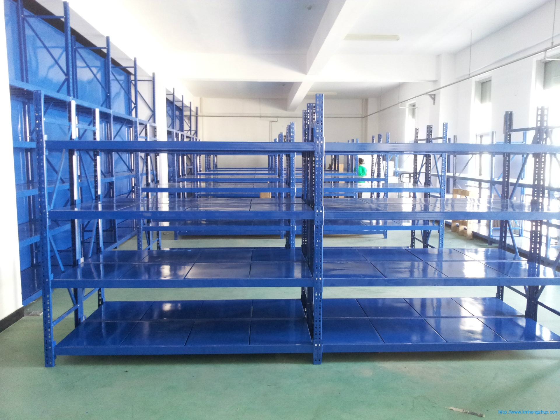 HZ-580型重型倉(cāng)庫(kù)貨架應(yīng)用案例